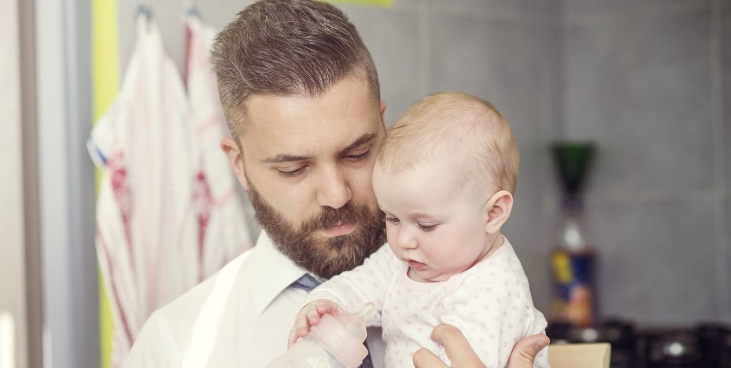 back-up-care-dad-with-child